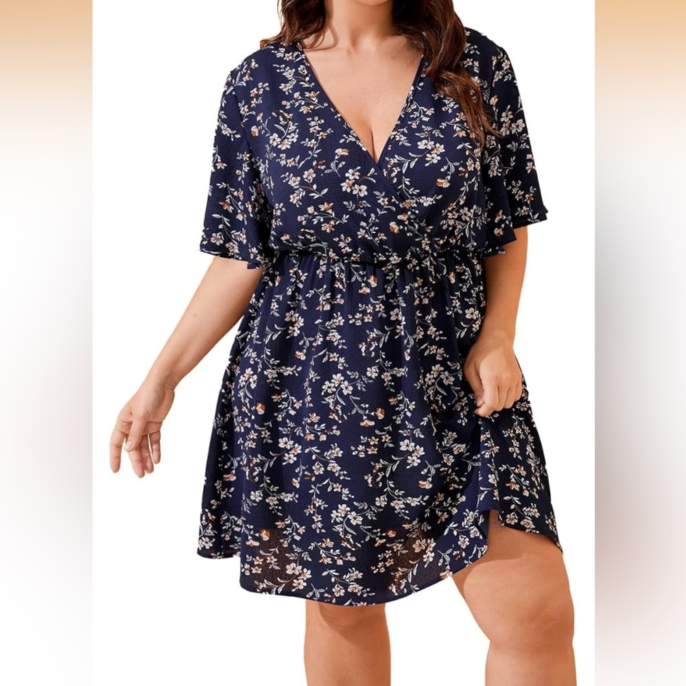 Women's Navy Floral V-Neck Dress